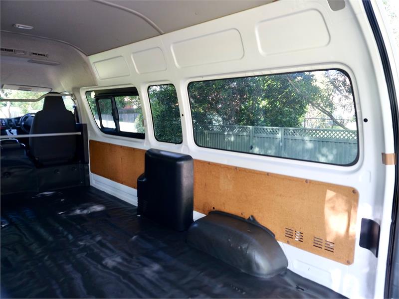 2019 TOYOTA HIACE GDH226R 4WD SUPER LONG WHEEL BASE AUTOMATIC WAGON