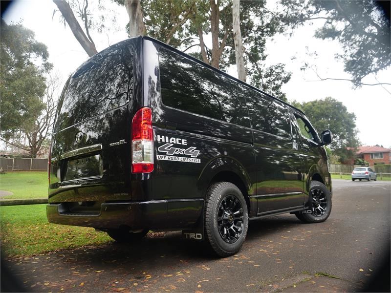 2023 TOYOTA HIACE GDH206R MY23 UPDATE SUPER GL AUTOMATIC VAN