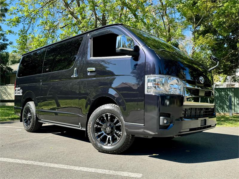2023 TOYOTA HIACE GDH206R MY23 UPDATE SUPER GL AUTOMATIC VAN