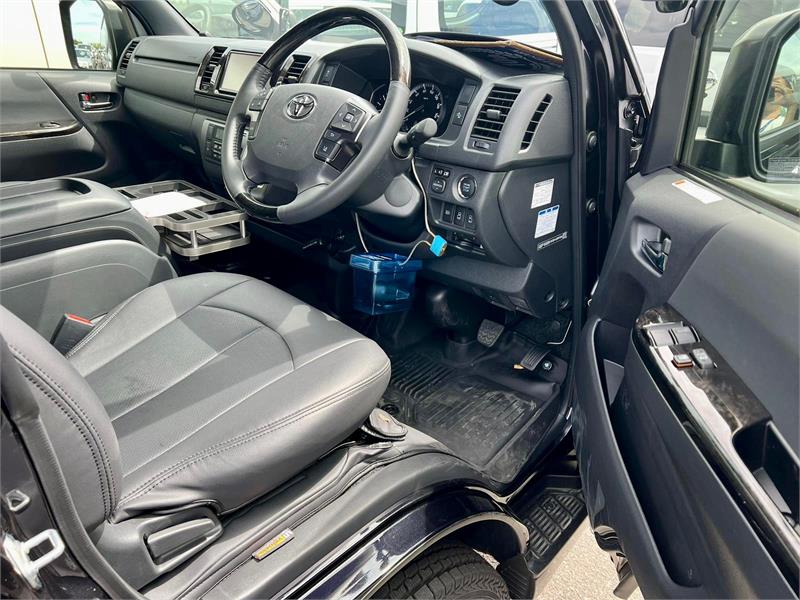 2023 TOYOTA HIACE GDH206R MY23 UPDATE SUPER GL AUTOMATIC VAN