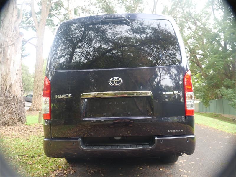 2023 TOYOTA HIACE GDH206R MY23 UPDATE SUPER GL AUTOMATIC VAN