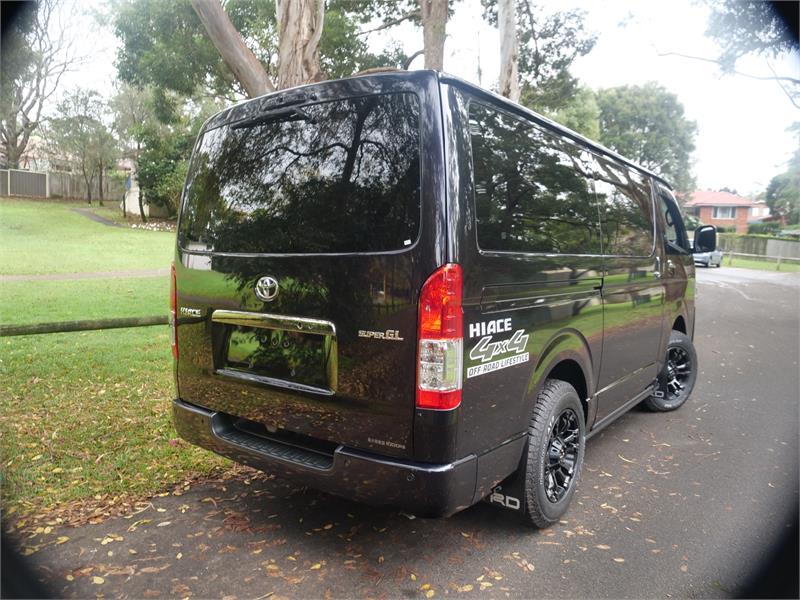 2023 TOYOTA HIACE GDH206R MY23 UPDATE SUPER GL AUTOMATIC VAN