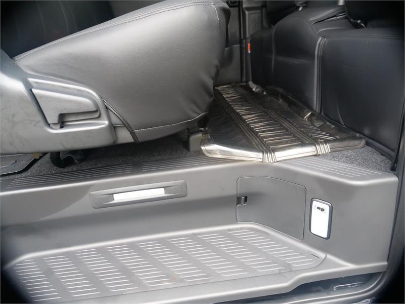 2023 TOYOTA HIACE GDH206R MY23 UPDATE SUPER GL AUTOMATIC VAN