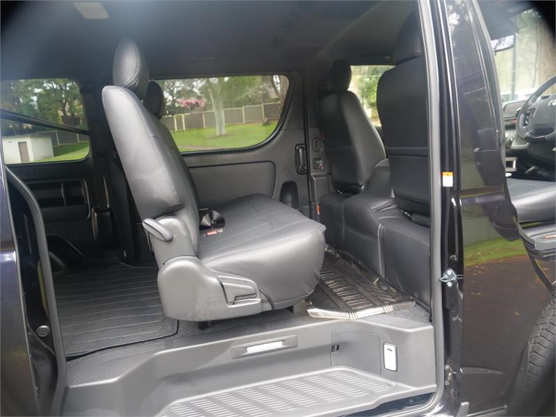 2023 TOYOTA HIACE GDH206R MY23 UPDATE SUPER GL AUTOMATIC VAN