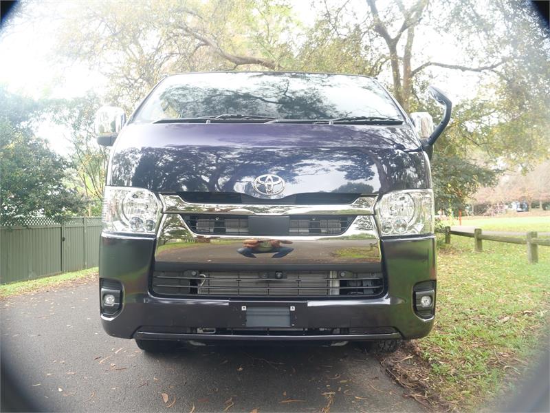 2023 TOYOTA HIACE GDH206R MY23 UPDATE SUPER GL AUTOMATIC VAN
