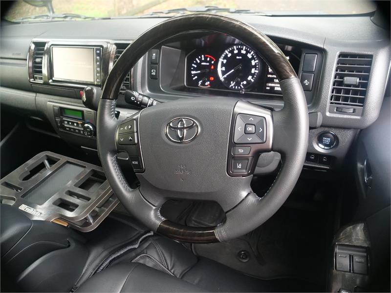 2023 TOYOTA HIACE GDH206R MY23 UPDATE SUPER GL AUTOMATIC VAN