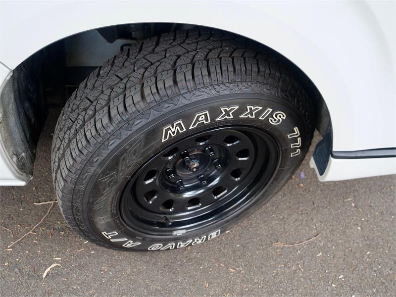 2019 TOYOTA HIACE TRH229R MY19 UPGRADE 4WD GRAND CABIN SLWB AUTOMATIC SLWB 10 SEATER