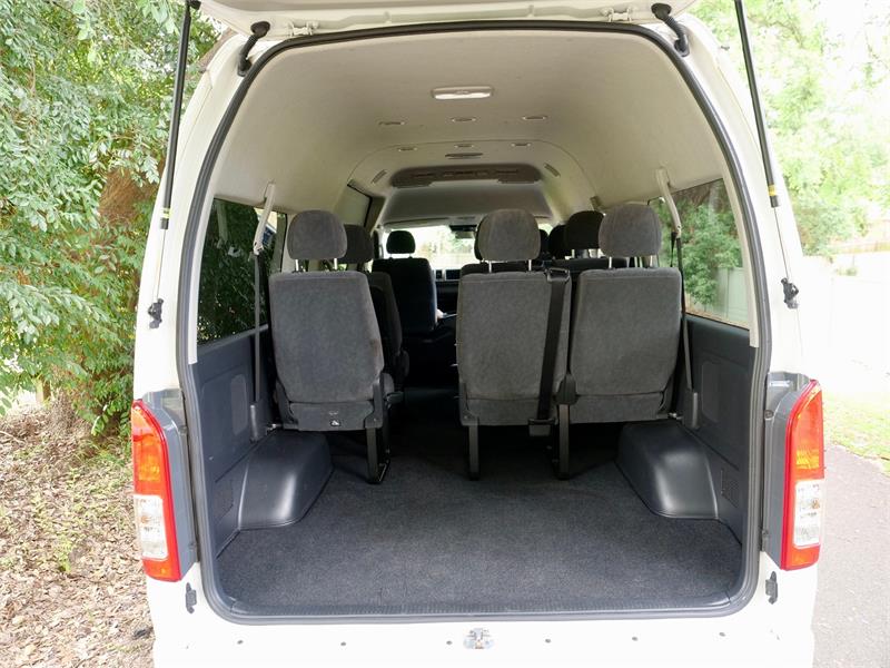 2019 TOYOTA HIACE TRH229R MY19 UPGRADE 4WD GRAND CABIN SLWB AUTOMATIC SLWB 10 SEATER