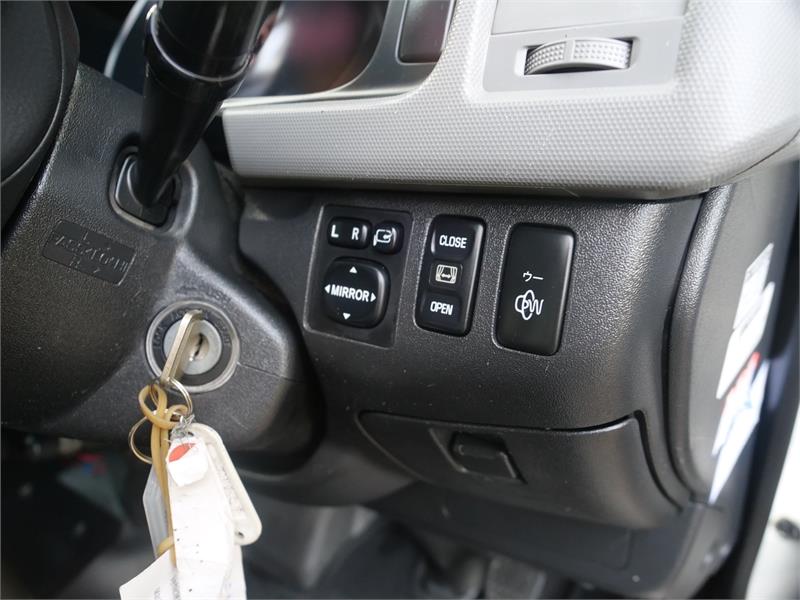 2013 TOYOTA HIACE TRH226R MY13 UPGRADE AUTOMATIC VAN