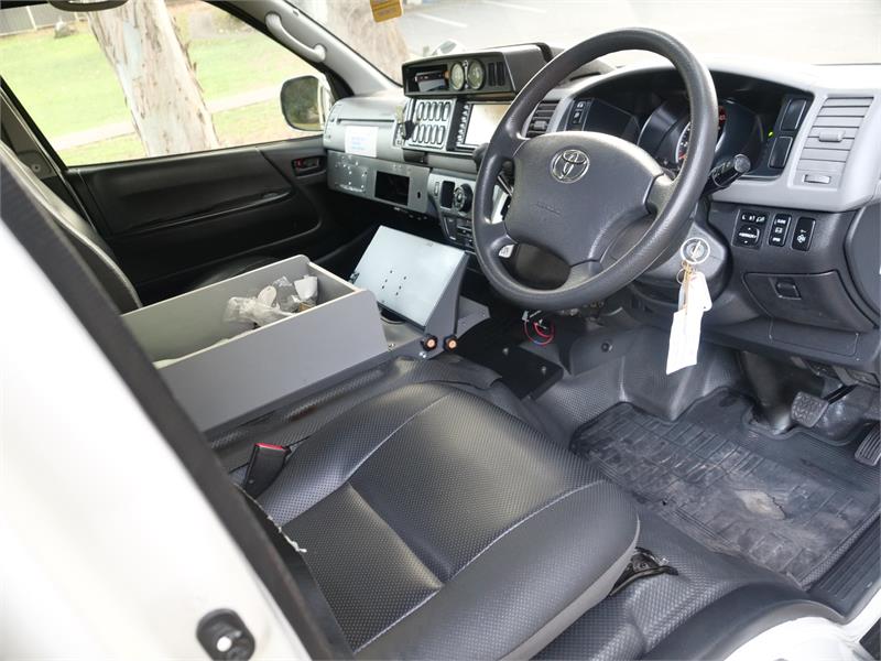 2013 TOYOTA HIACE TRH226R MY13 UPGRADE AUTOMATIC VAN