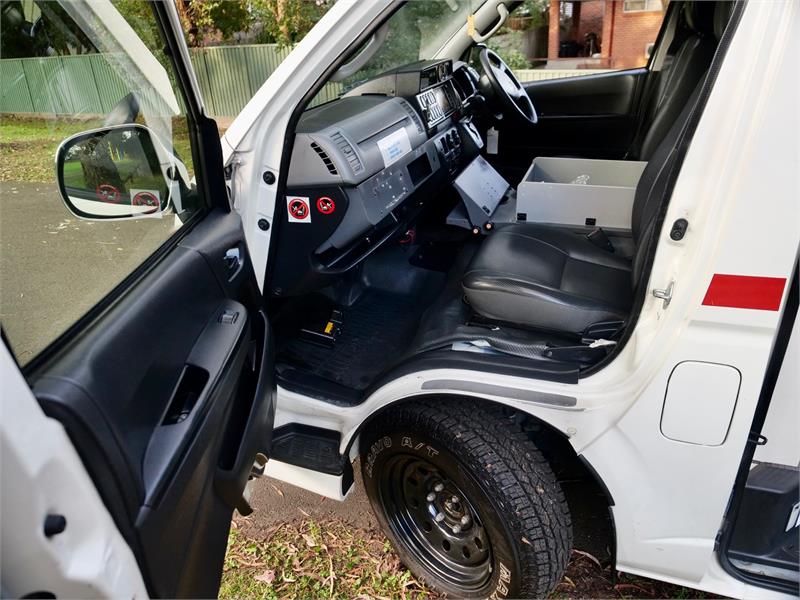 2013 TOYOTA HIACE TRH226R MY13 UPGRADE AUTOMATIC VAN