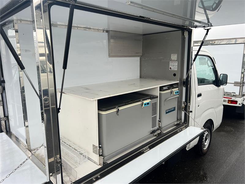 2017 DAIHATSU HIJET S510P 4WD FOOD DELIVERY TRUCK