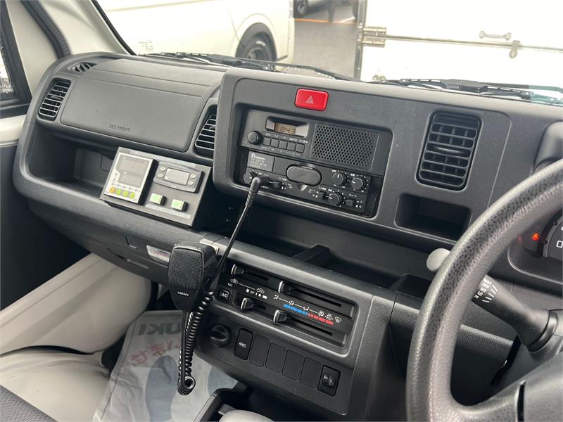2017 DAIHATSU HIJET S510P 4WD FOOD DELIVERY TRUCK