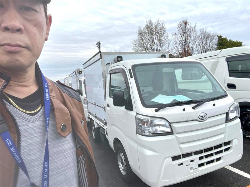 2017 DAIHATSU HIJET S510P 4WD FOOD DELIVERY TRUCK