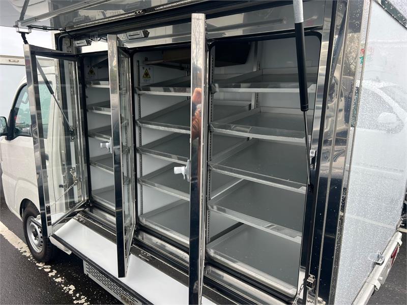 2017 DAIHATSU HIJET S510P 4WD FOOD DELIVERY TRUCK