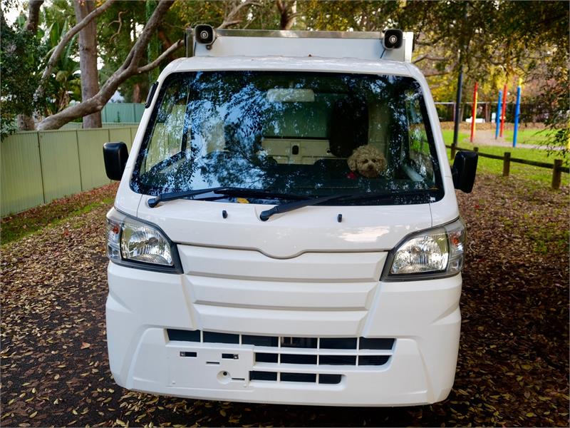 2017 DAIHATSU HIJET S510P 4WD FOOD DELIVERY TRUCK
