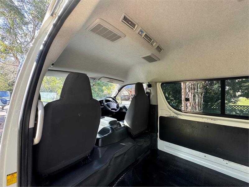 2013 TOYOTA HIACE TRH228R MY13 UPGRADE AUTOMATIC VAN
