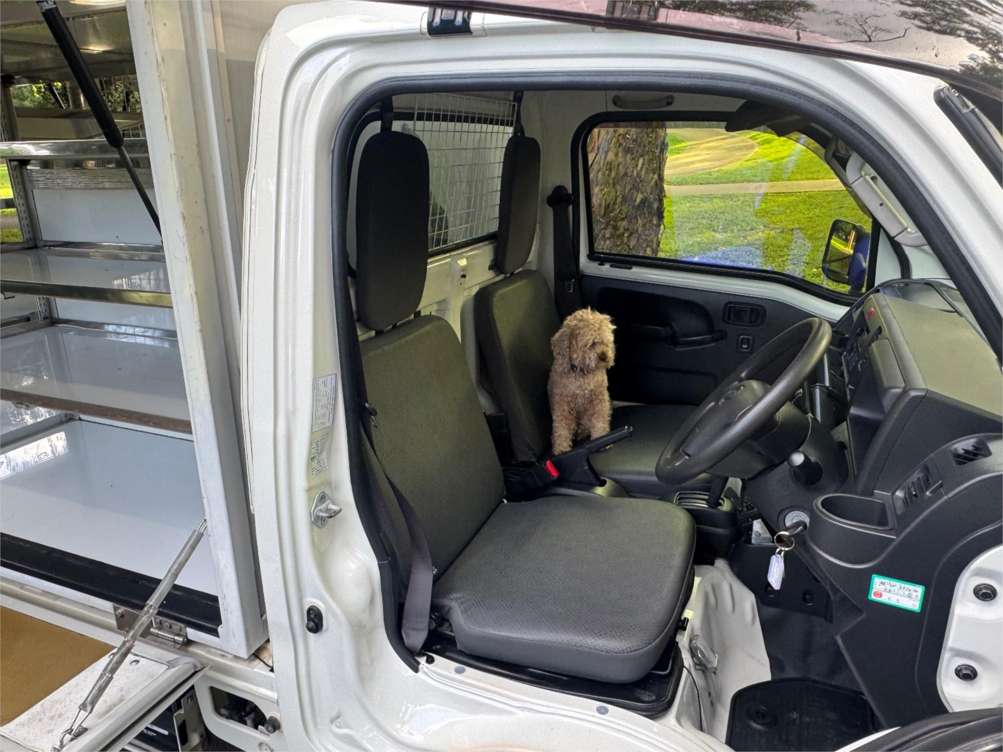 2016 DAIHATSU HIJET AUTOMATIC FOOD TRUCK 