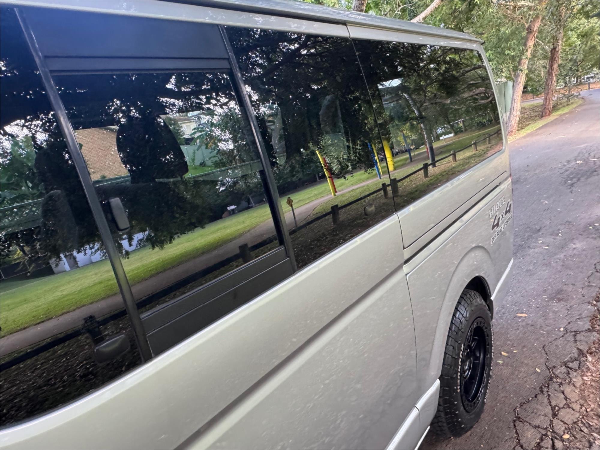 2013 TOYOTA HIACE 5 SP MANUAL VAN