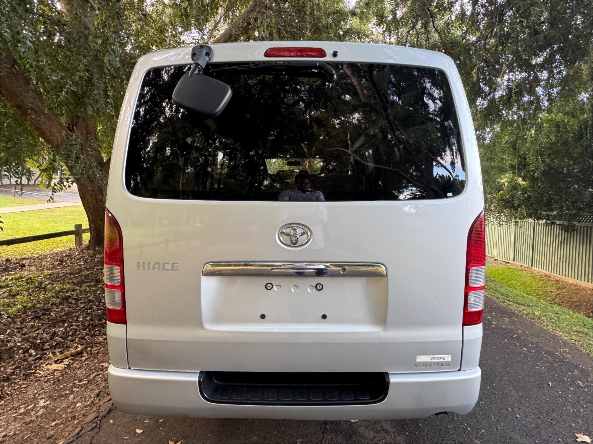2013 TOYOTA HIACE 5 SP MANUAL VAN