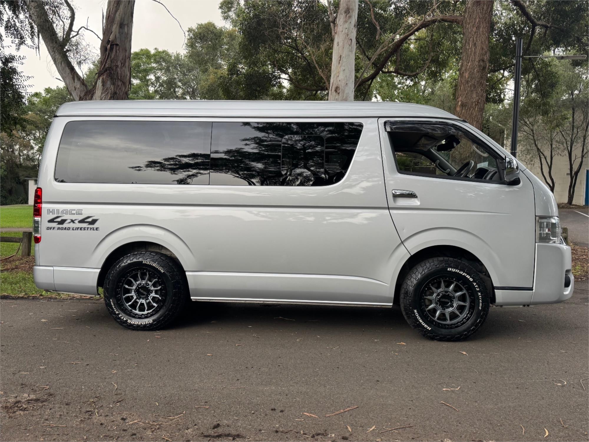 2019 TOYOTA HIACE TRH219R MY19 UPGRADE GL AUTOMATIC VAN