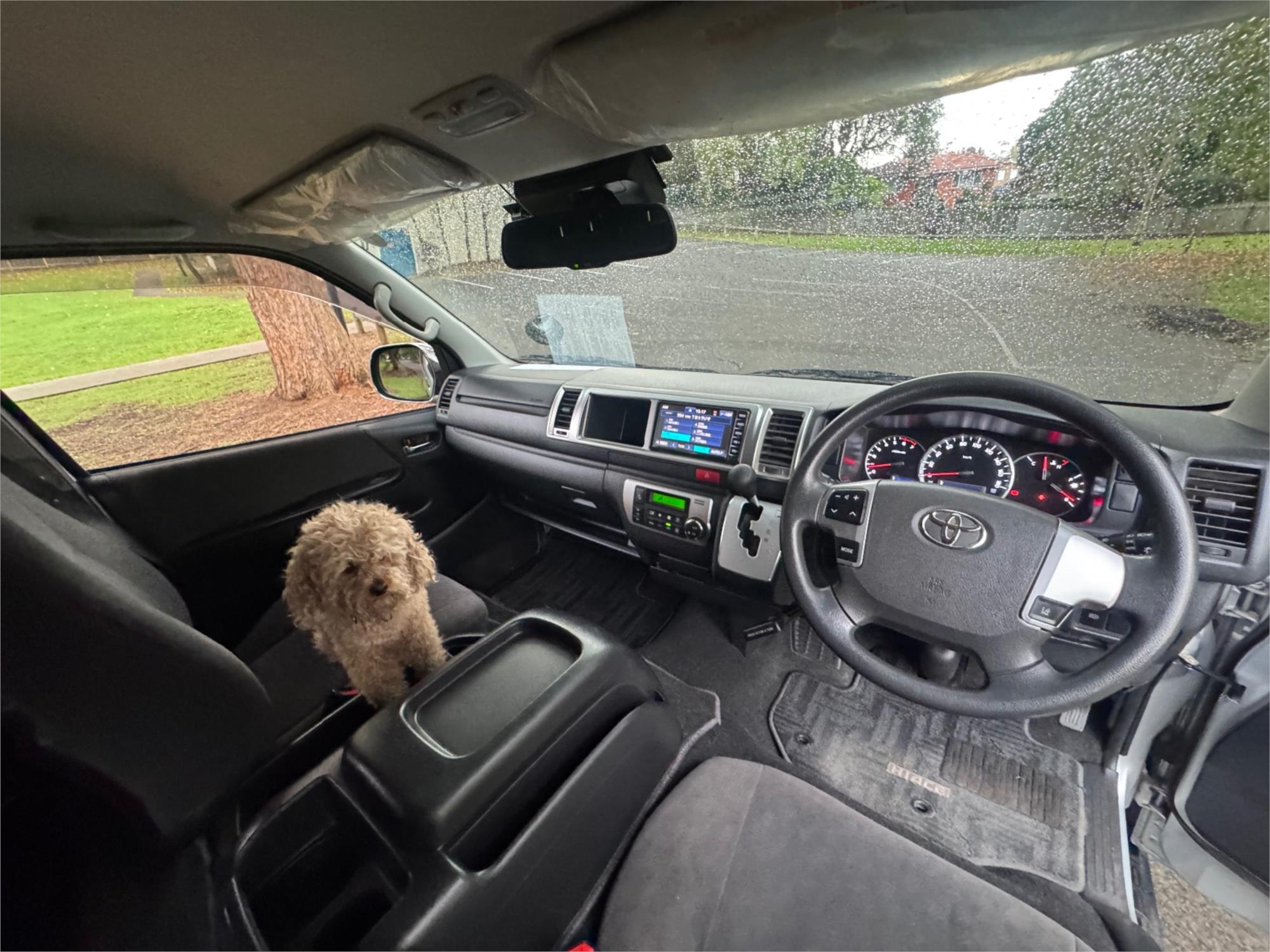 2019 TOYOTA HIACE TRH219R MY19 UPGRADE GL AUTOMATIC VAN