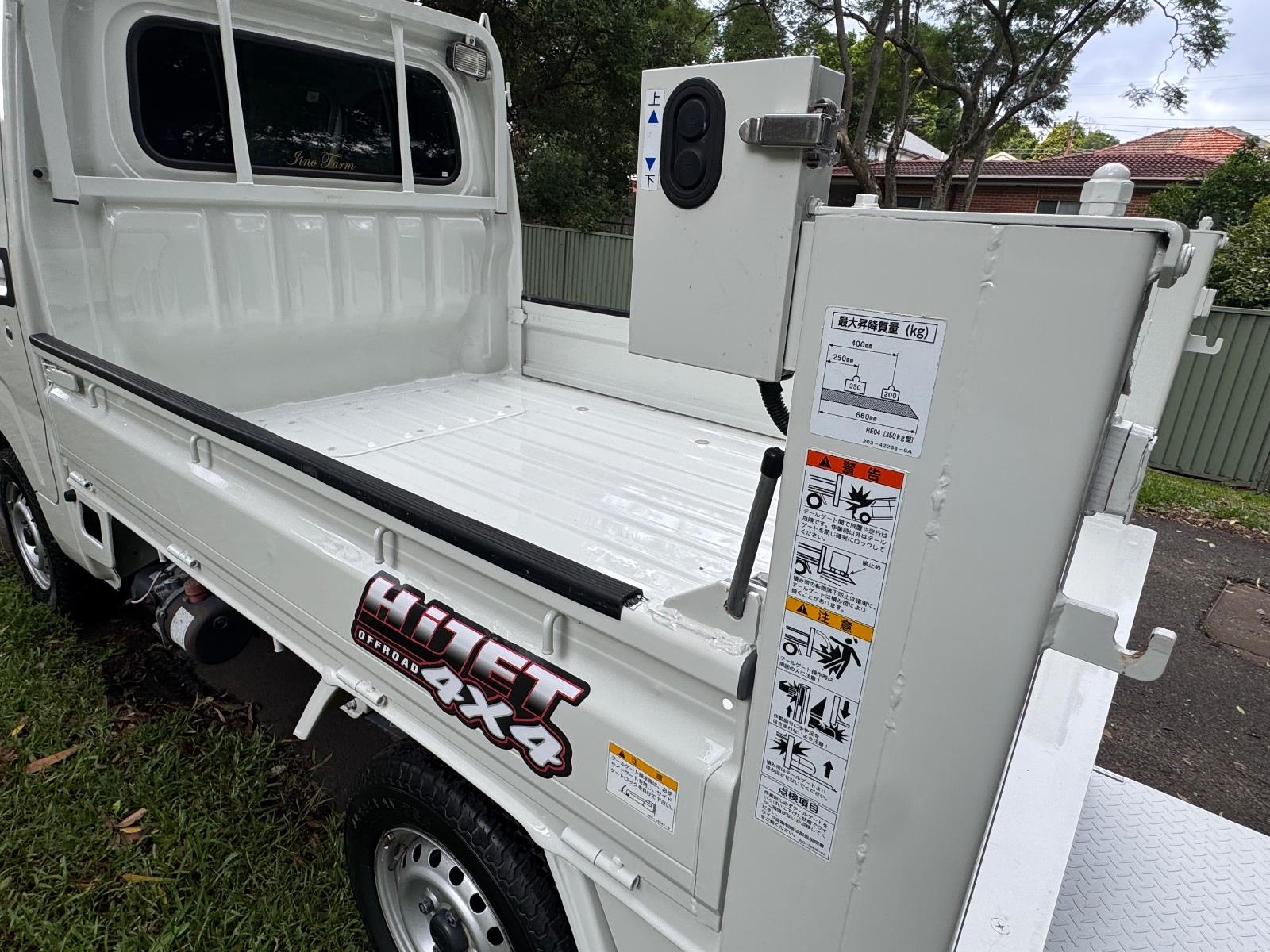 2018 DAIHATSU HI-JET 4WD 5 SP MANUAL MINI TRUCK