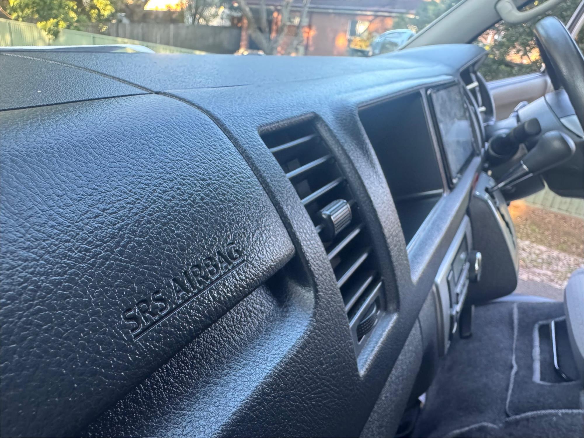 2014 TOYOTA HIACE AUTOMATIC VAN