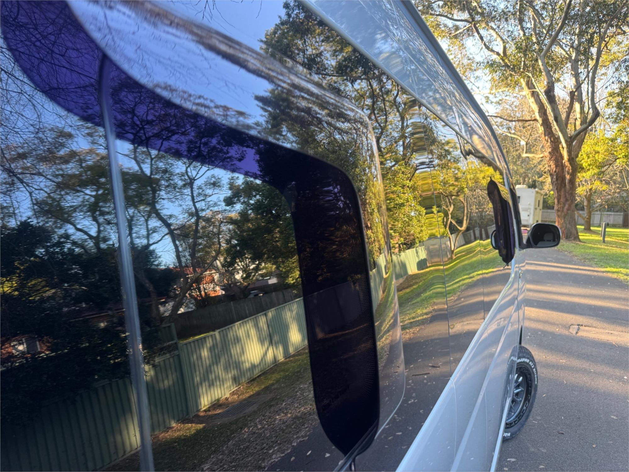 2014 TOYOTA HIACE AUTOMATIC VAN