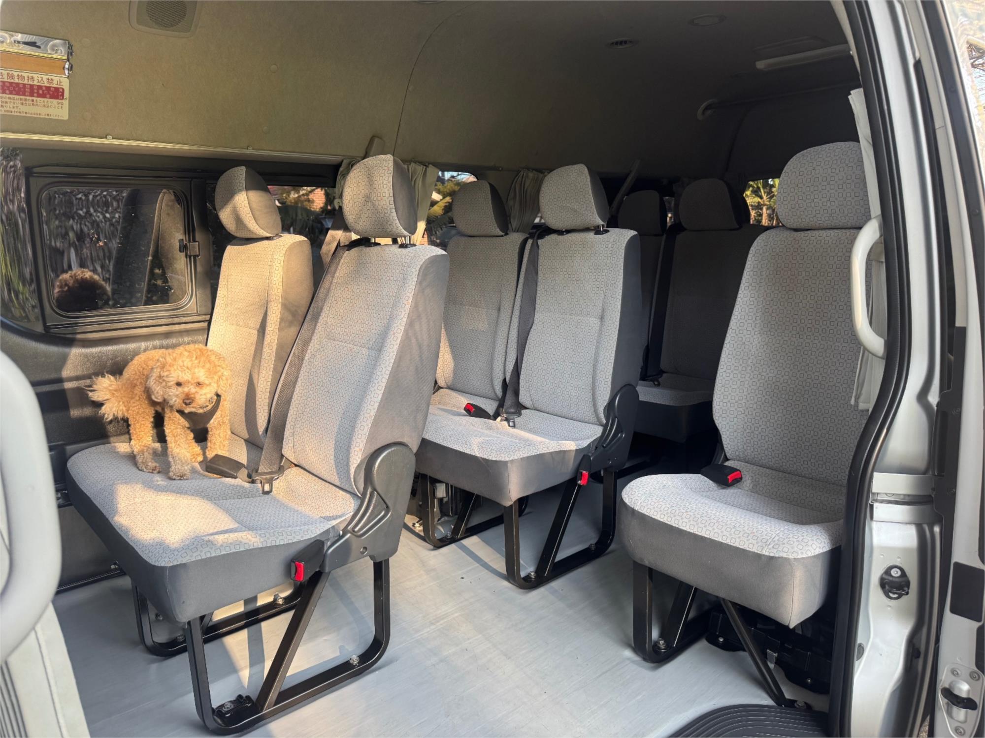 2014 TOYOTA HIACE AUTOMATIC VAN