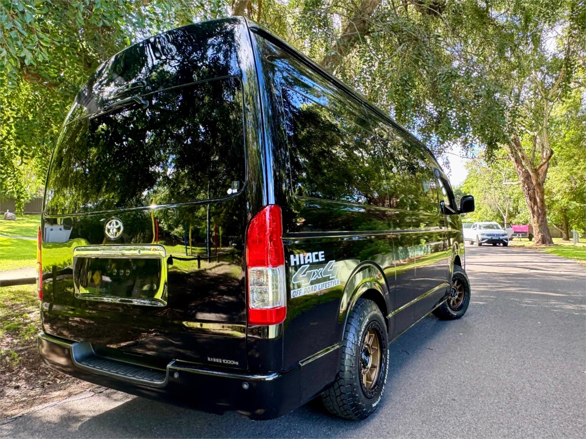 2020 TOYOTA HIACE GDH226R 4WD DX SLWB AUTOMATIC VAN