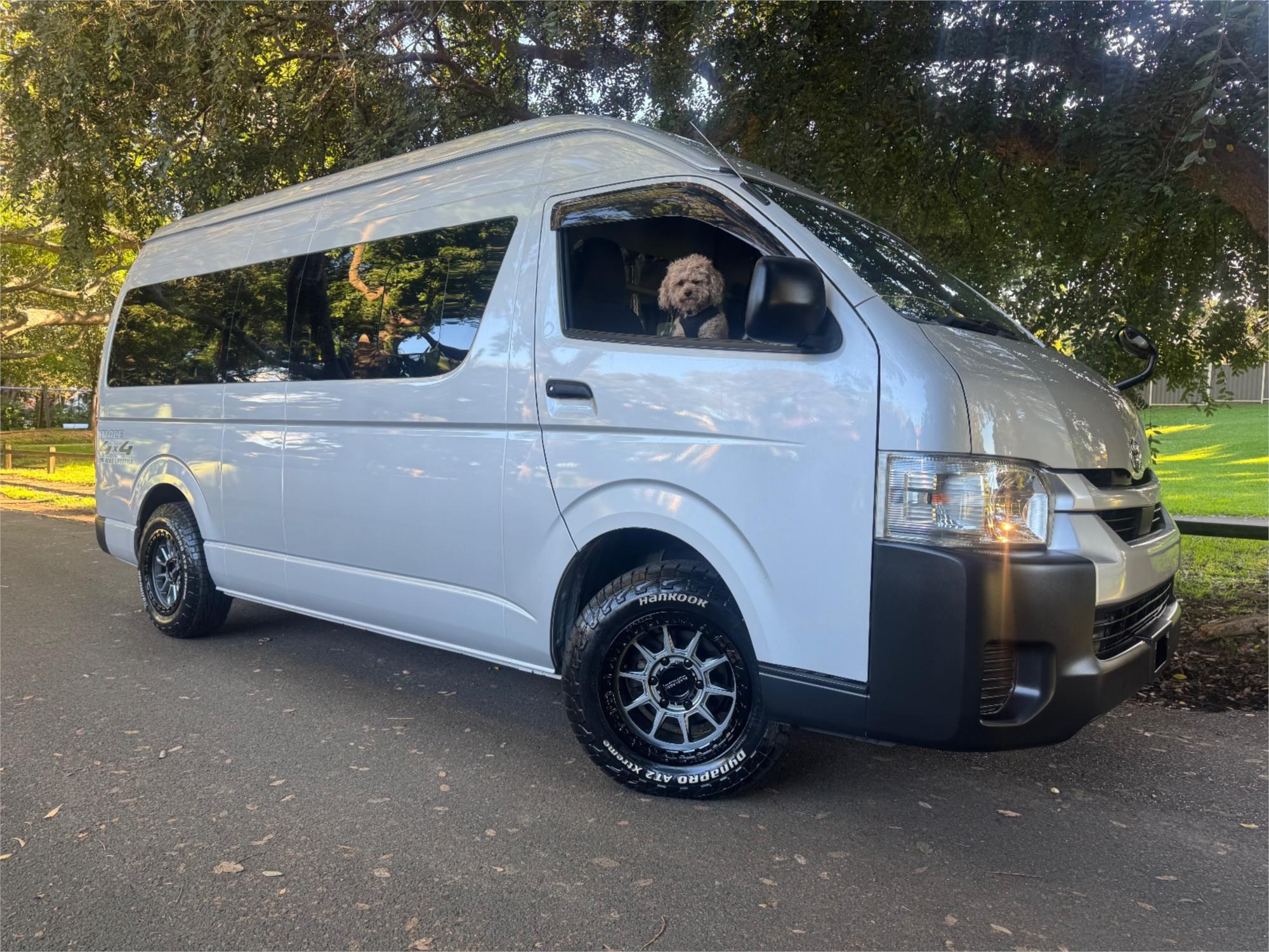 2021 TOYOTA HIACE 6 SP AUTOMATIC VAN