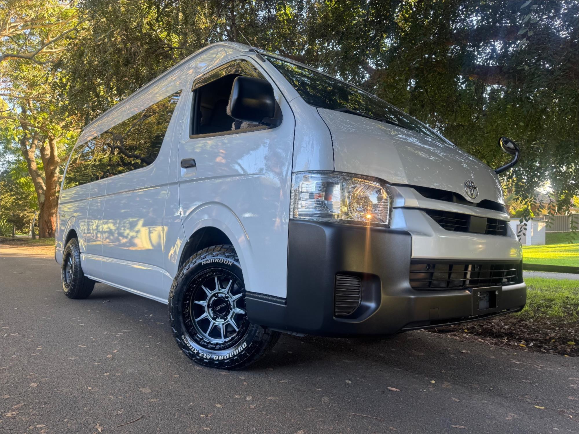 2021 TOYOTA HIACE 6 SP AUTOMATIC VAN