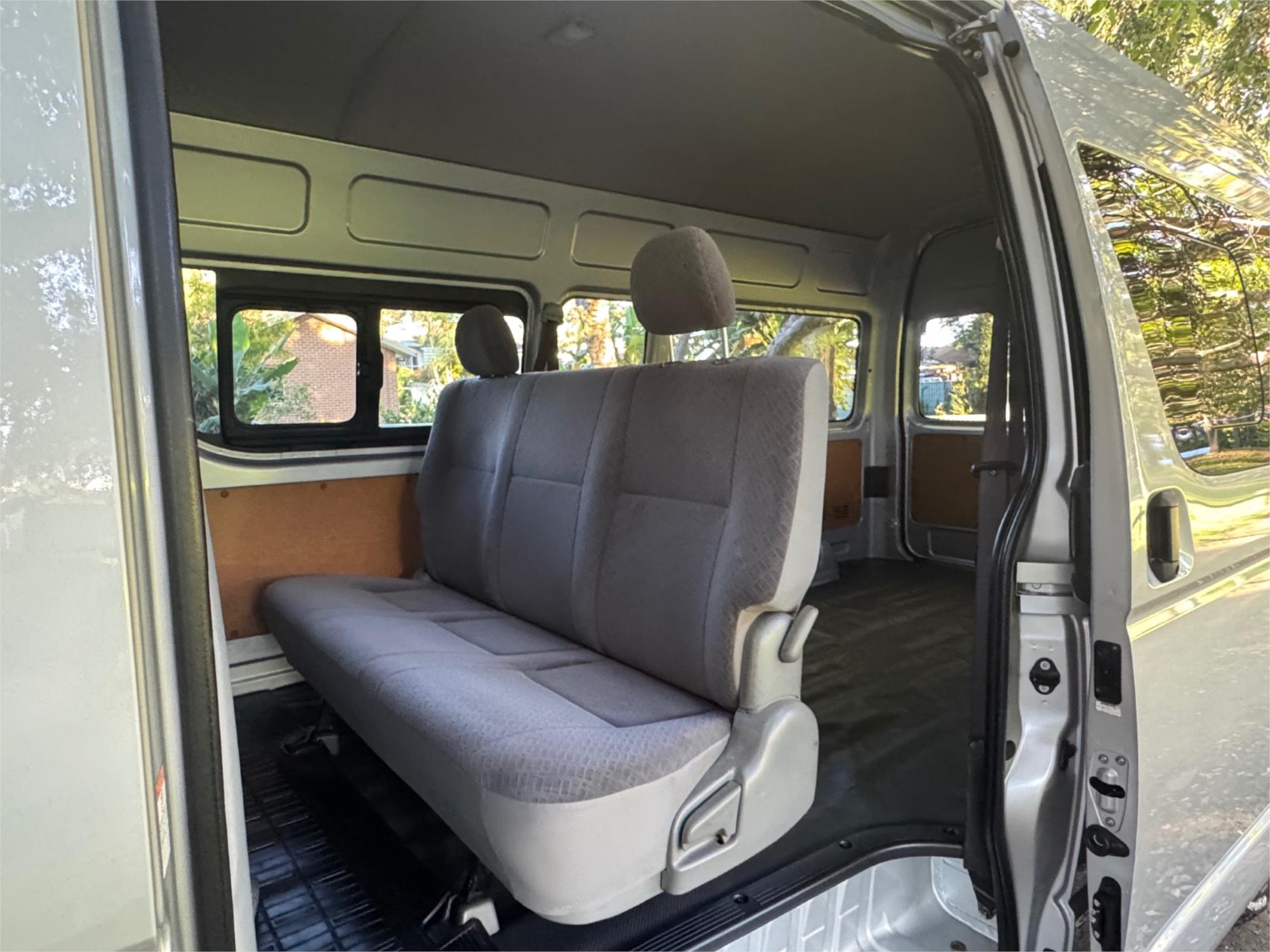 2021 TOYOTA HIACE 6 SP AUTOMATIC VAN