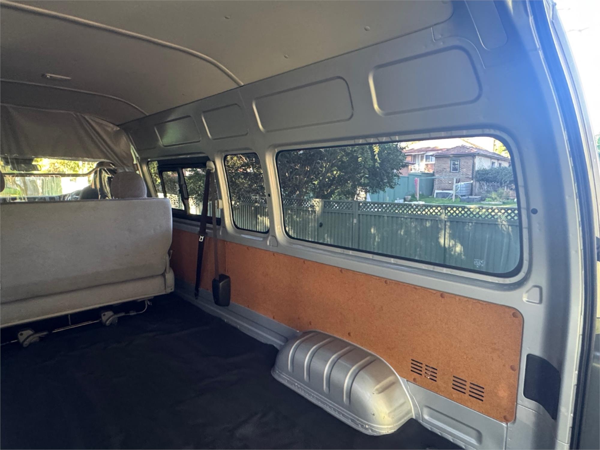 2021 TOYOTA HIACE 6 SP AUTOMATIC VAN
