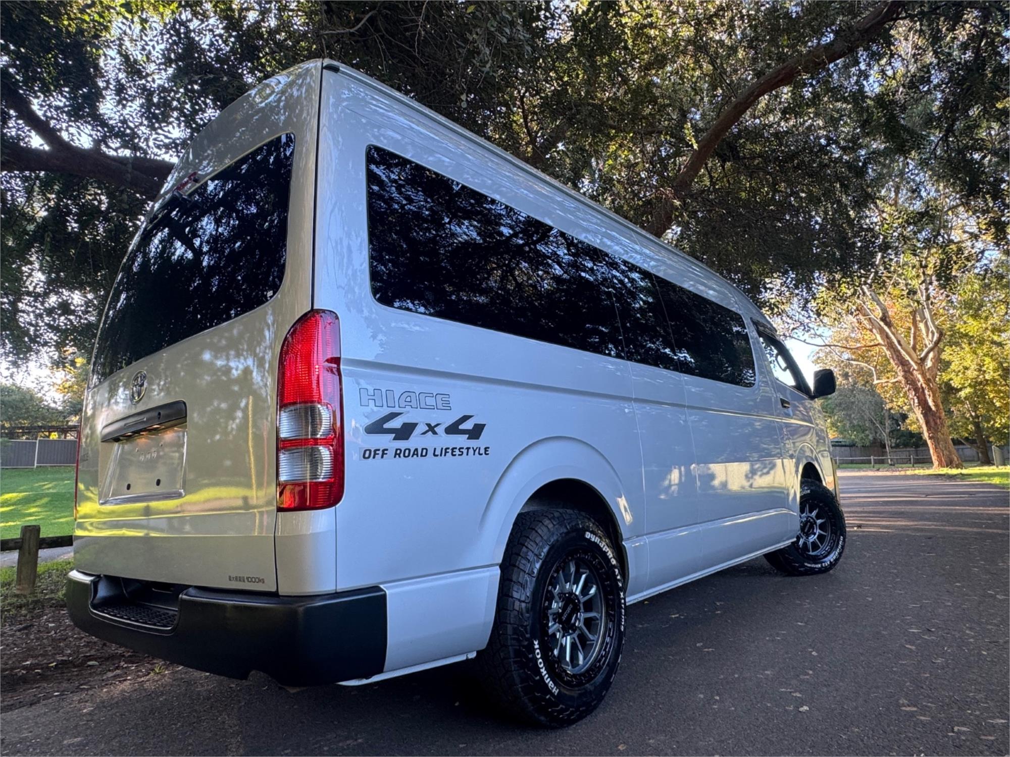2021 TOYOTA HIACE 6 SP AUTOMATIC VAN