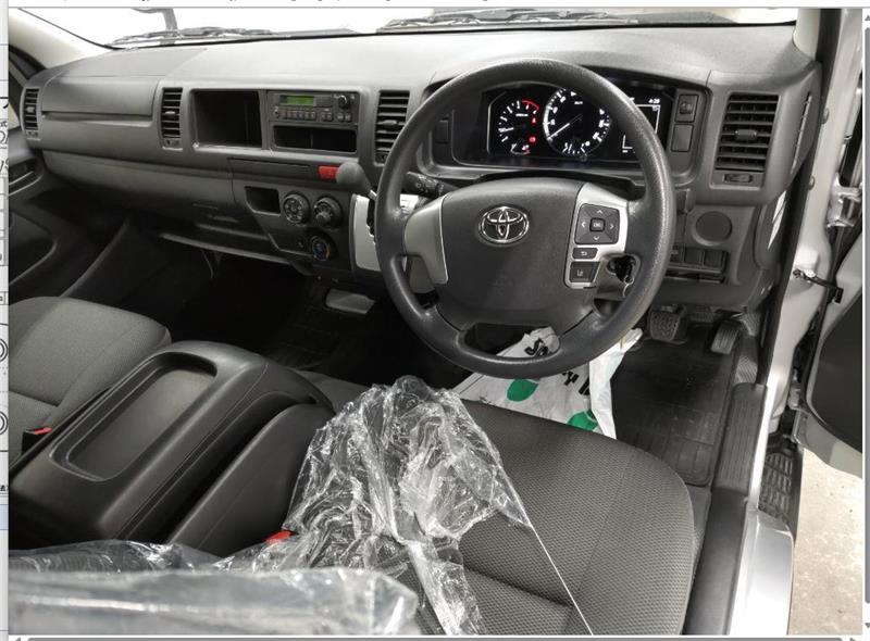 2021 TOYOTA HIACE 6 SP AUTOMATIC VAN