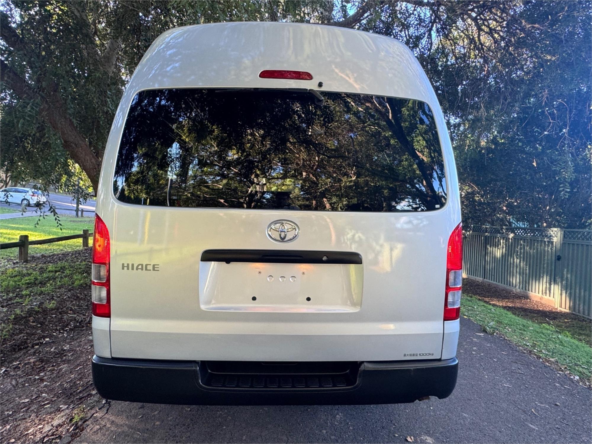 2021 TOYOTA HIACE 6 SP AUTOMATIC VAN