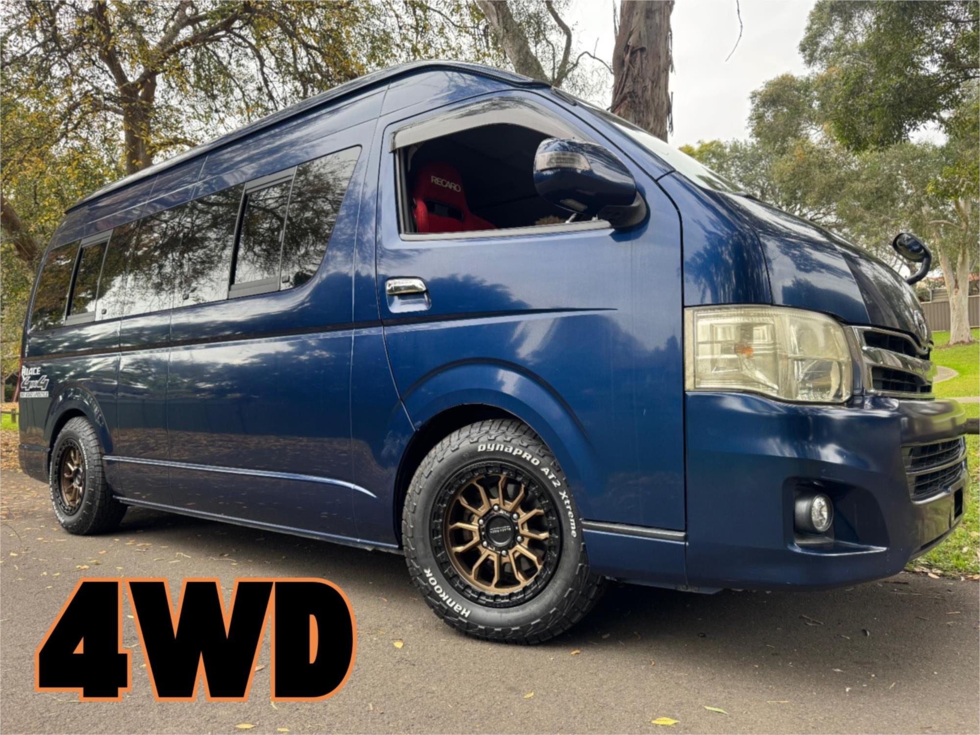 2011 TOYOTA HIACE 4 SP AUTOMATIC VAN