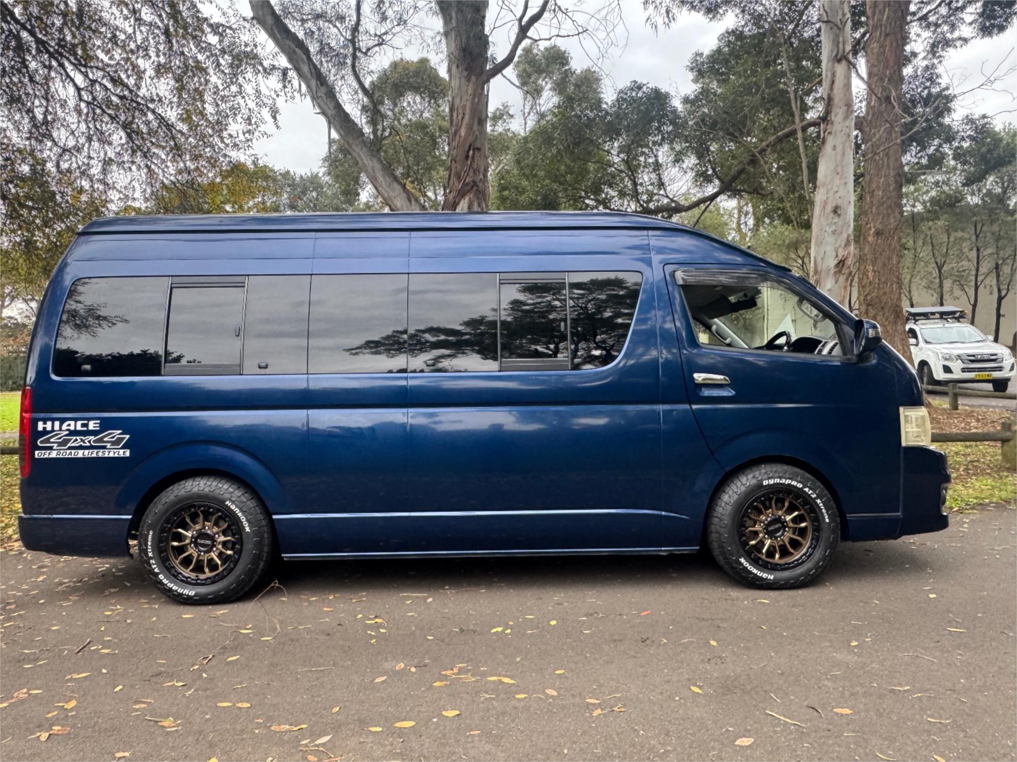 2011 TOYOTA HIACE 4 SP AUTOMATIC VAN