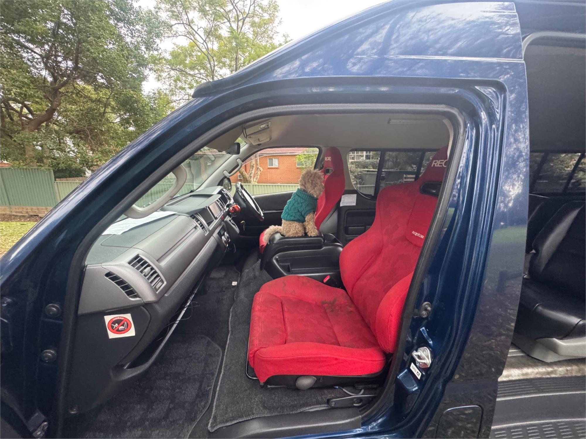 2011 TOYOTA HIACE 4 SP AUTOMATIC VAN