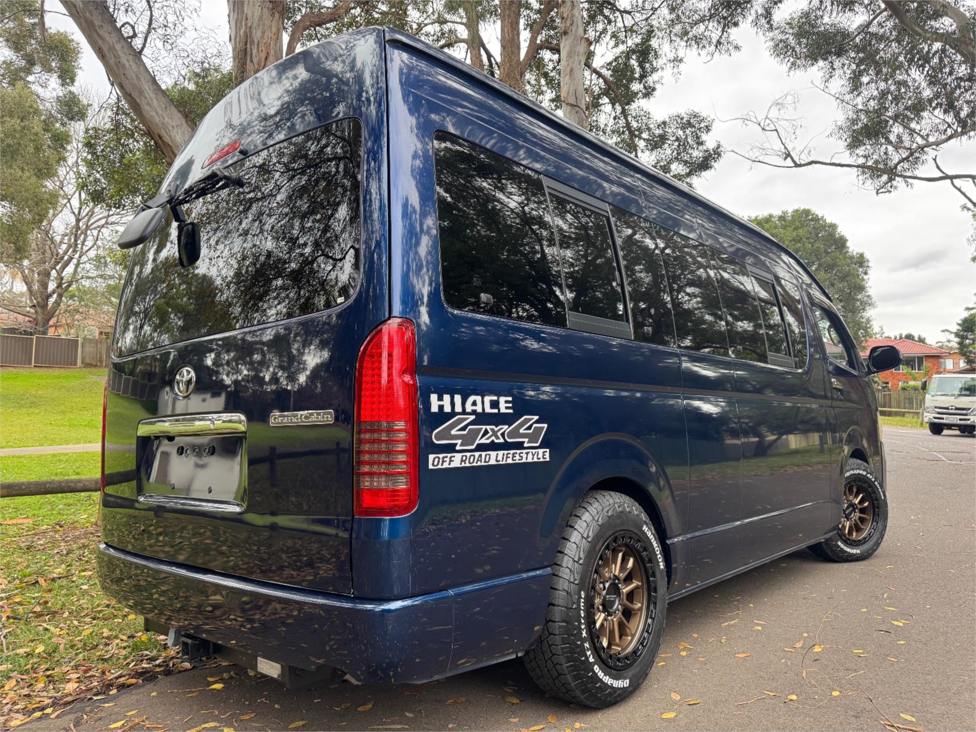 2011 TOYOTA HIACE 4 SP AUTOMATIC VAN