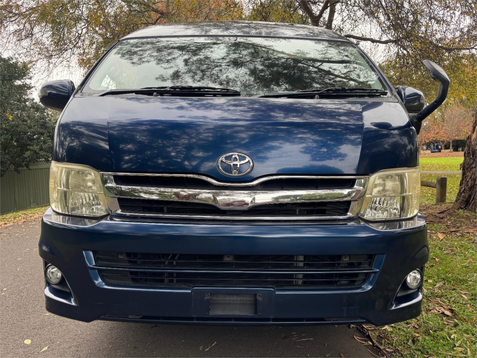 2011 TOYOTA HIACE 4 SP AUTOMATIC VAN