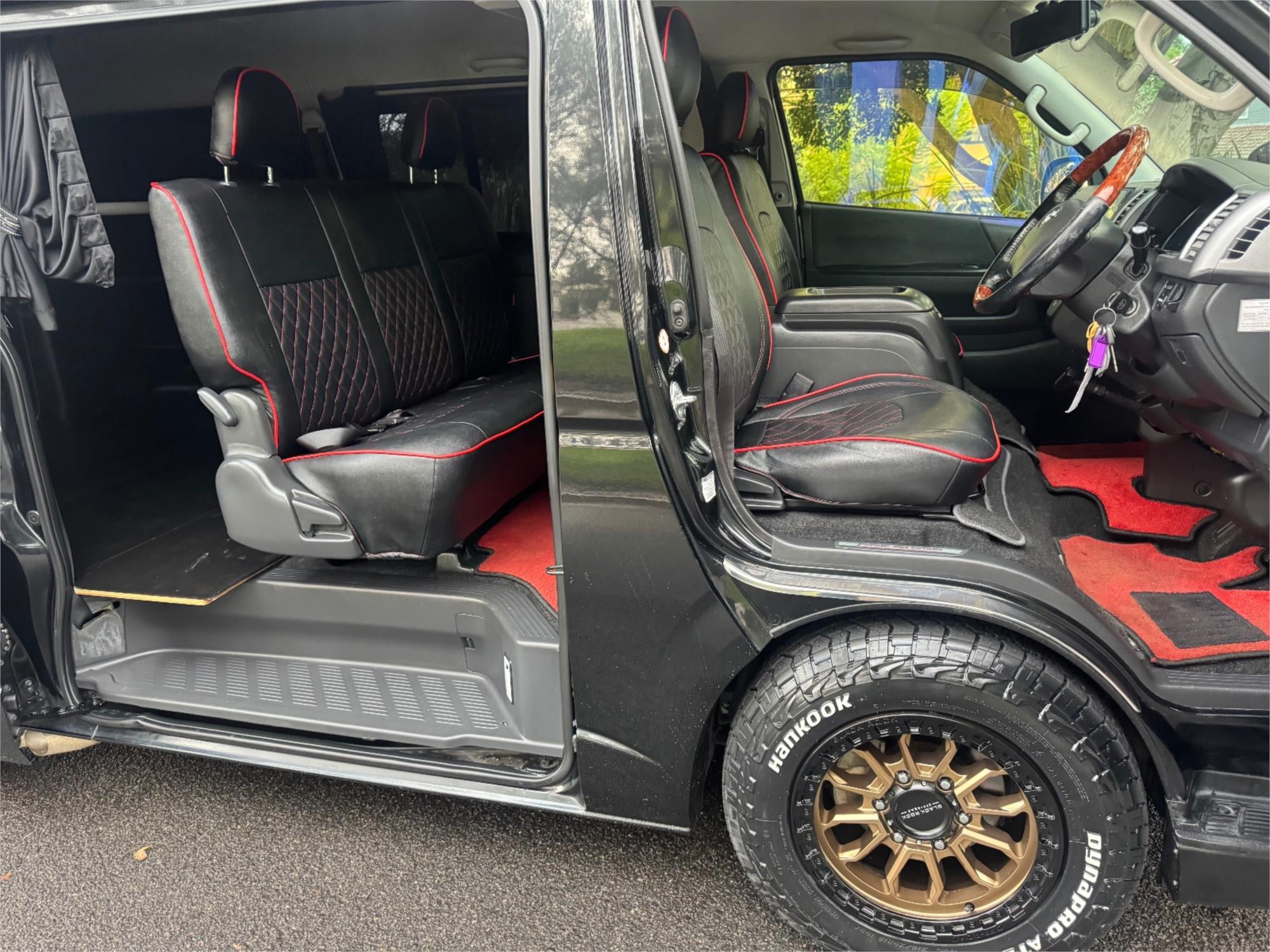 2013 TOYOTA HIACE KDH201R MY12 UPGRADE LWB 4 SP AUTOMATIC 4D VAN