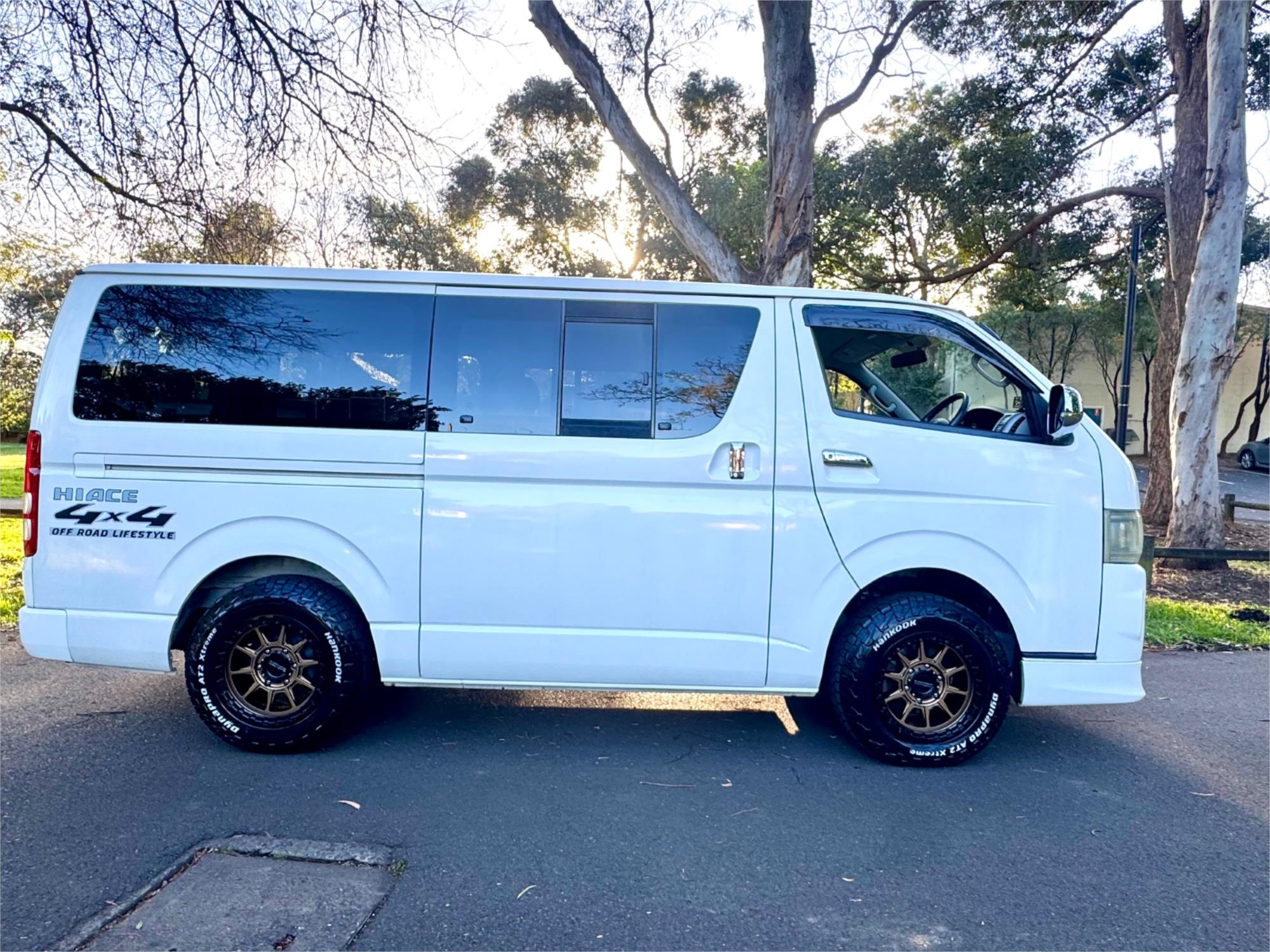 2008 TOYOTA HIACE KDH206 4WD DX VAN