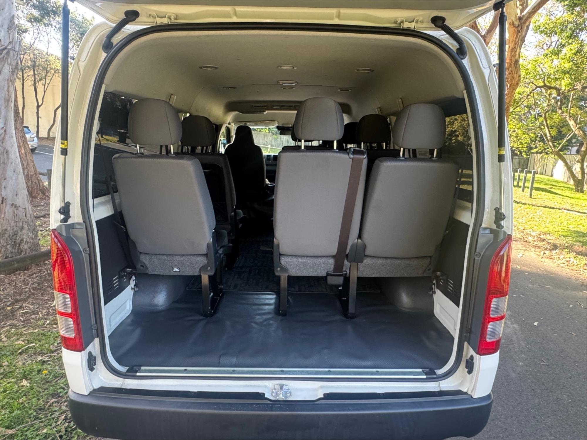 2019 TOYOTA HIACE TRH206 AUTOMATIC 2D VAN
