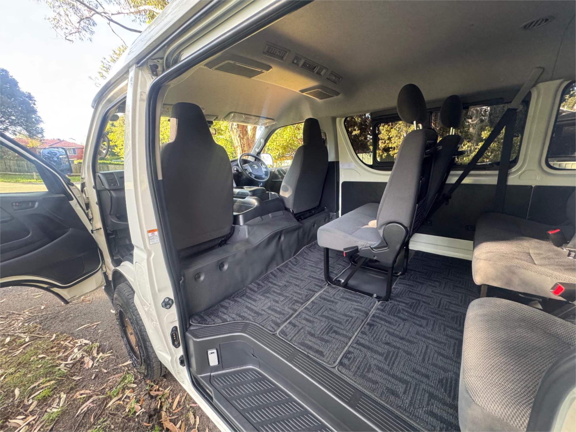 2019 TOYOTA HIACE TRH206 AUTOMATIC 2D VAN