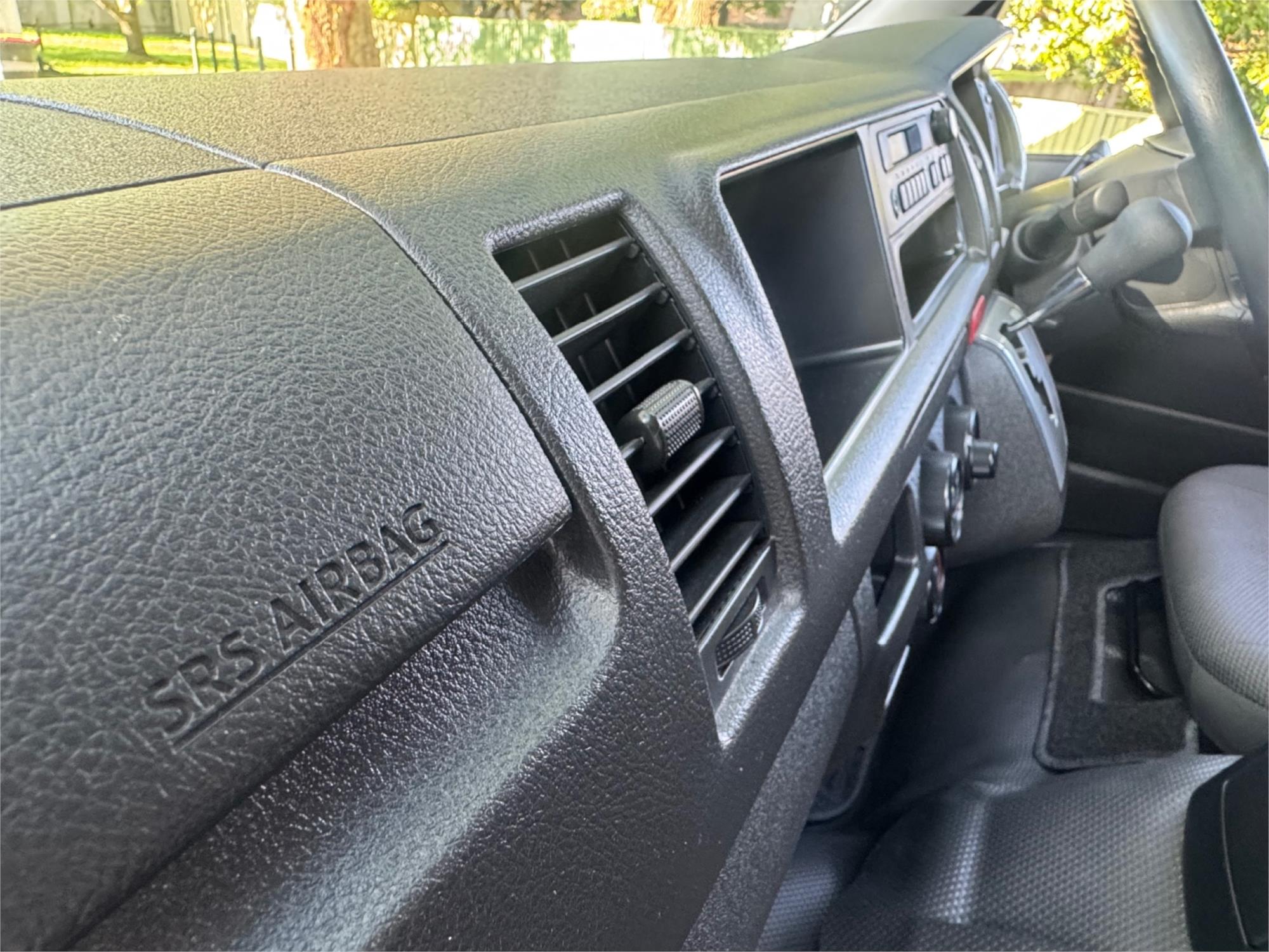 2019 TOYOTA HIACE TRH206 AUTOMATIC 2D VAN