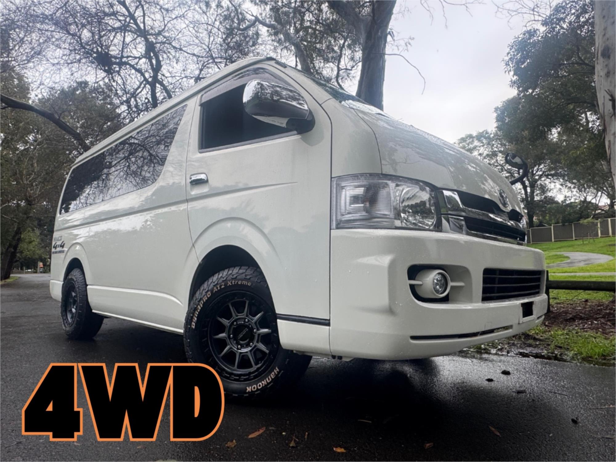 2008 TOYOTA HIACE 4 SP AUTOMATIC BUS