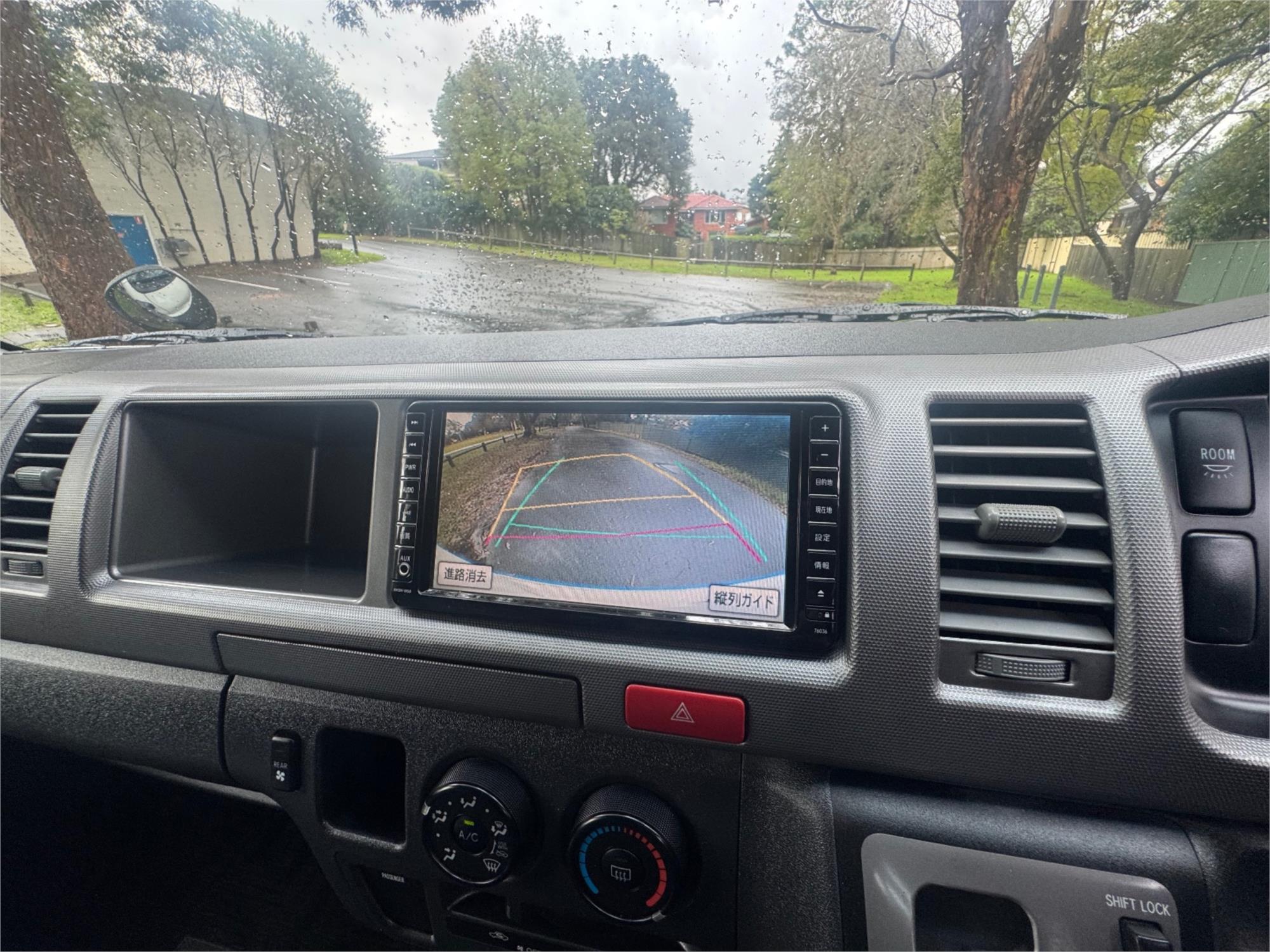 2008 TOYOTA HIACE 4 SP AUTOMATIC BUS